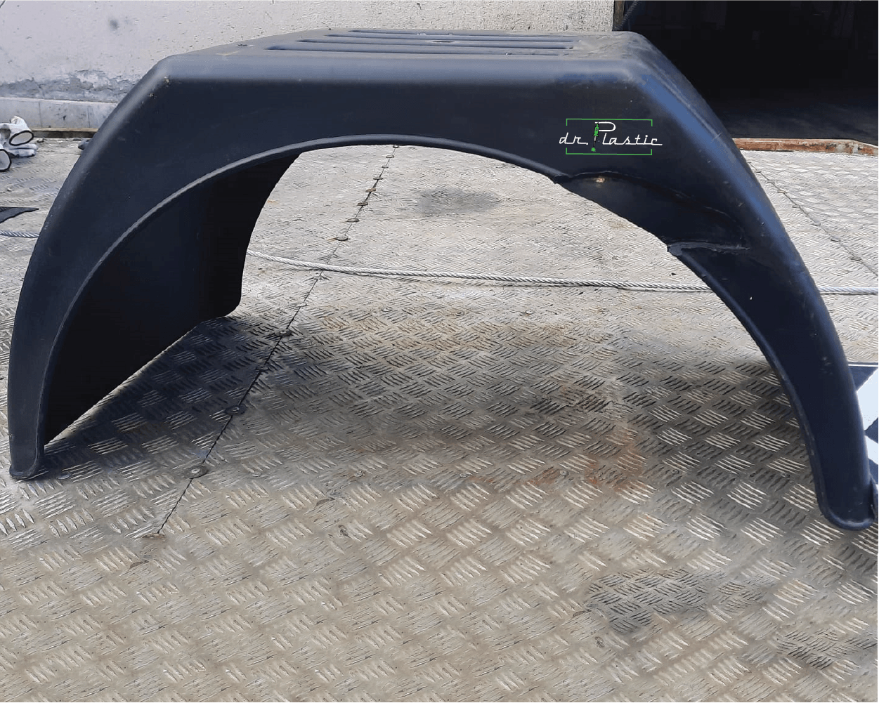 Element lipsa aparatoare roata camion reconstruit prin sudura in plastic la dr. Plastic